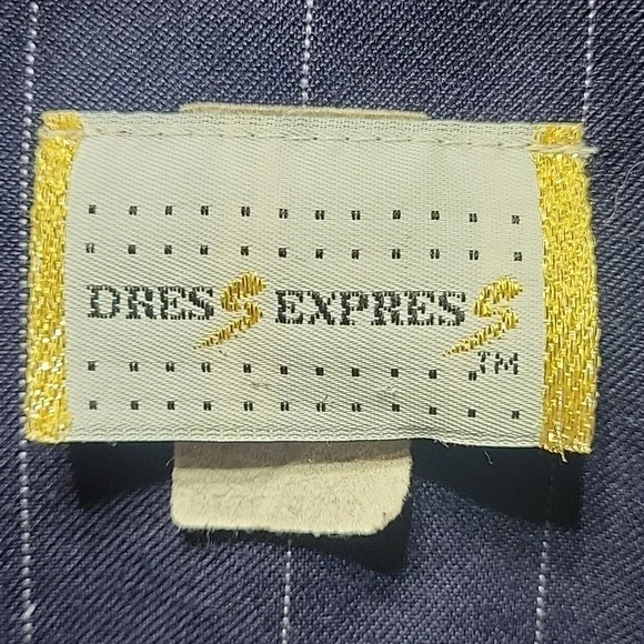 Vtg. 3 pc double breasted pinstripe suit - Picture 11 of 12